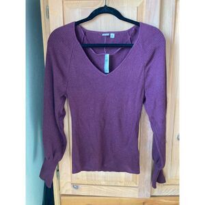 GAP | NWT Ribbed V-neck Puff Sleeve Sweater Top | M
